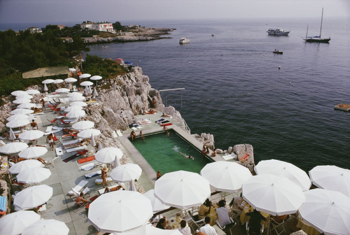 pool in the sea