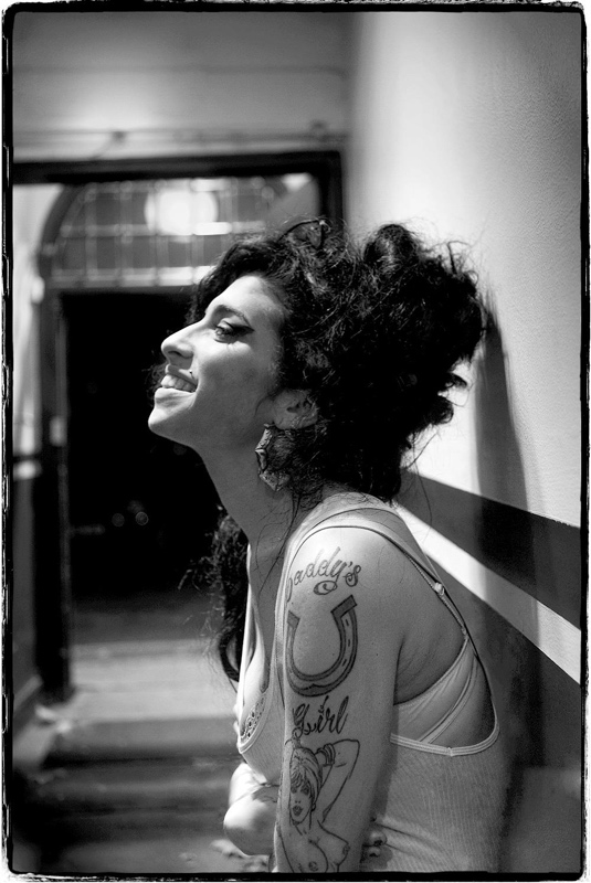 Amy Winehouse - Galerie Prints - Premium Photographic Prints
