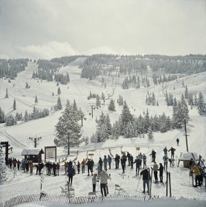 Skiing in Vail