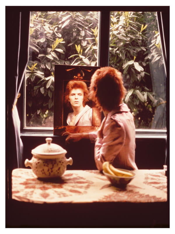 Bowie In The Mirror