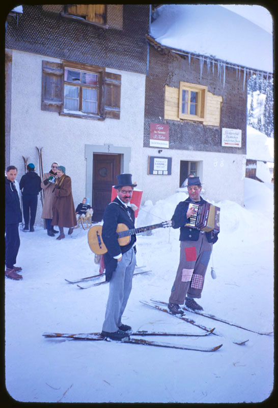Street Music In The Snow