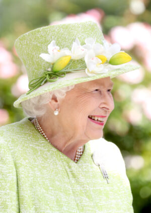 Queen Elizabeth At The Races