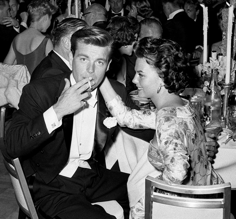 Robert Wagner and Natalie Wood at Oscar Dinner